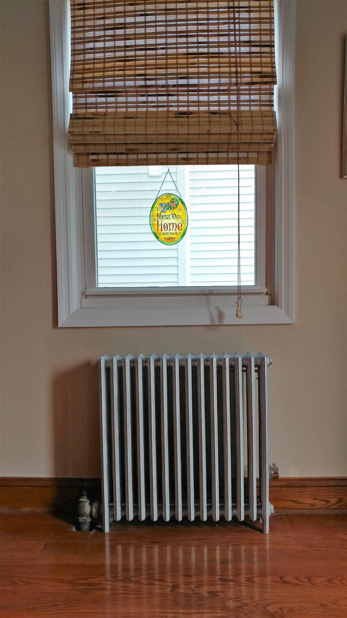 Cast Iron radiator without a radiator cover